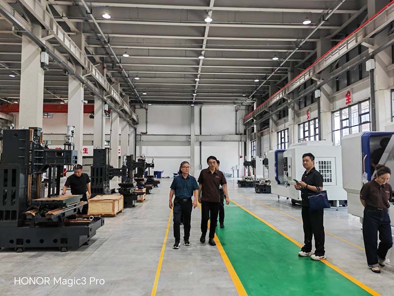 Visit and inspect the Chengdu factory of Hanmo Industry